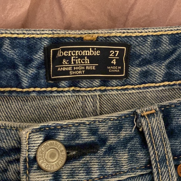 ✨LIKE NEW✨ - Picture 3 of 3